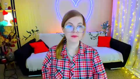Snapshot of youruniverser chatting on 04-20-26, 04:26 Alice online show from 04-20-26, 04:26