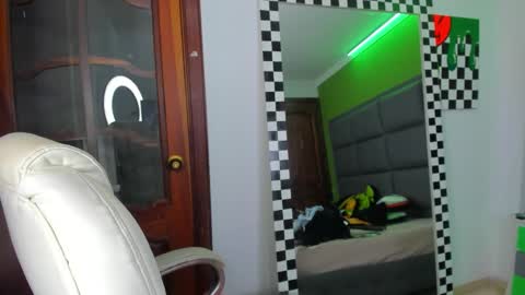 GI online show from 09-10-25, 06:13