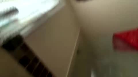 yourwhiteislandboy online show from 01-10-26, 04:09