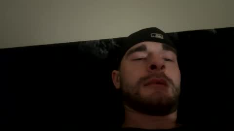 Snapshot of yourwhiteislandboy chatting on 05-28-26, 06:05 yourwhiteislandboy online show from 05-28-26, 06:05