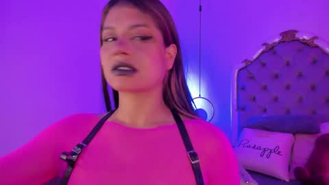 Val online show from 05-20-26, 08:04