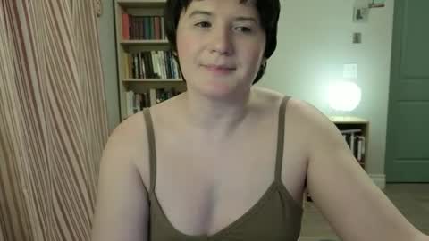 Rose Noire online show from 05-27-26, 01:57