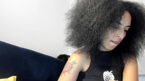 elizabeth  ju   online show from 02-03-25, 11:15