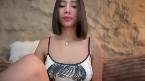 YowgineTheGreat online show from 04-17-26, 04:37