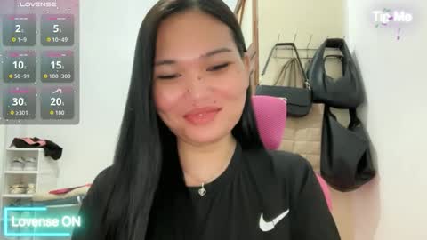 yrdrmgrl_jennie26 online show from 03-17-26, 09:18