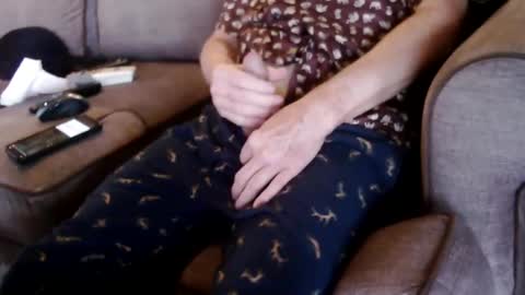 Snapshot of ytsim58 chatting on 02-18-26, 04:03 ytsim58 online show from 02-18-26, 04:03