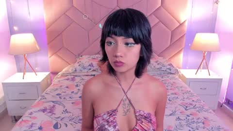 Snapshot of yui_lin chatting on 03-12-25, 07:59 Yui LIn online show from 03-12-25, 07:59