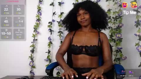 Snapshot of yuliana_miiller chatting on 03-15-26, 09:32 YulianaIndependent online show from 03-15-26, 09:32