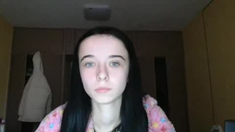 Snapshot of yuliastar chatting on 11-03-25, 06:47 Yuliia online show from 11-03-25, 06:47