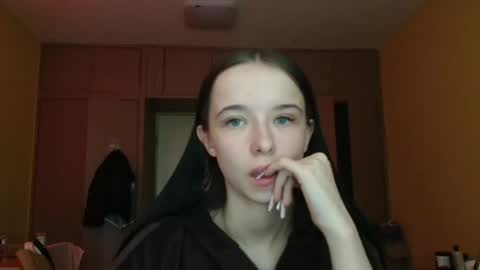 Yuliia online show from 05-11-26, 09:48
