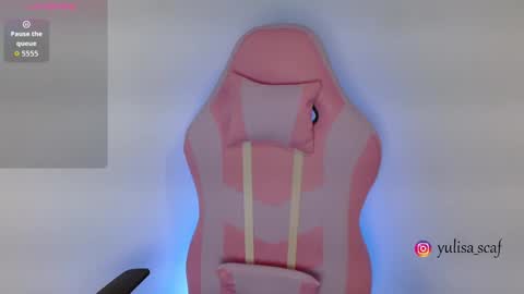 Yuli and SaraIndependent model online show from 03-05-26, 04:08