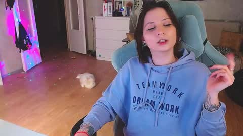 Snapshot of yum_neko_chan chatting on 01-12-25, 09:29 Kris online show from 01-12-25, 09:29