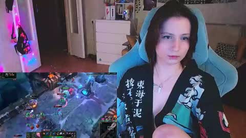 Snapshot of yum_neko_chan chatting on 01-20-25, 06:21 Kris online show from 01-20-25, 06:21