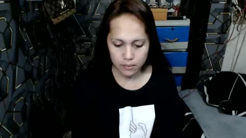 yumi online show from 01-13-26, 01:38