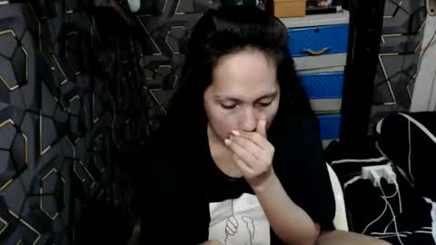 yumi online show from 03-29-26, 11:05