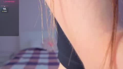 Yumi online show from 09-23-25, 04:48