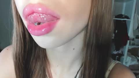 Snapshot of yumm__ chatting on 12-29-24, 08:11 Im away next stream September 10 at 1400 Moscow time online show from 12-29-24, 08:11