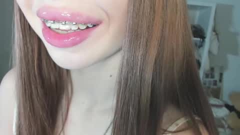 Snapshot of yumm__ chatting on 01-28-25, 10:23 Im away next stream September 10 at 1400 Moscow time online show from 01-28-25, 10:23