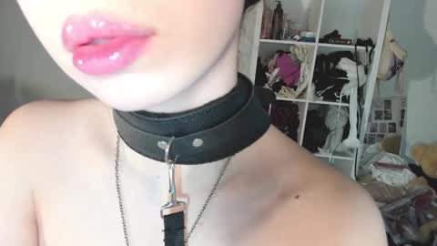 Snapshot of yumm__ chatting on 02-13-25, 10:55 Im away next stream September 10 at 1400 Moscow time online show from 02-13-25, 10:55