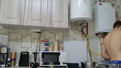 Snapshot of yummyalexxx chatting on 11-19-25, 02:39 Alex online show from 11-19-25, 02:39