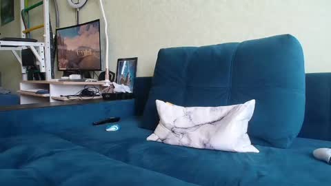 Alex online show from 04-15-26, 07:48