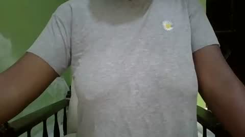 Snapshot of yummychocolate_2 chatting on 09-13-25, 05:07 YUMMY online show from 09-13-25, 05:07