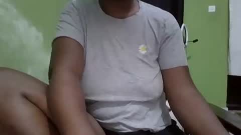 Snapshot of yummychocolate_2 chatting on 12-05-25, 09:51 YUMMY online show from 12-05-25, 09:51