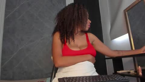 Snapshot of yummyduo chatting on 02-11-25, 03:08 Yummyduo online show from 02-11-25, 03:08