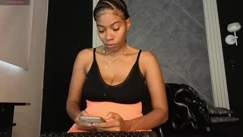 Snapshot of yummyduo chatting on 11-11-25, 11:54 Yummyduo online show from 11-11-25, 11:54