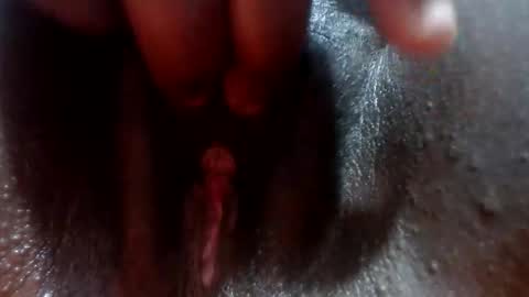 Snapshot of yummyhotclit4 chatting on 02-17-26, 07:20 jessy online show from 02-17-26, 07:20