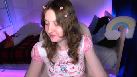 Snapshot of yummypolly chatting on 12-11-24, 07:09 YummyPolly online show from 12-11-24, 07:09