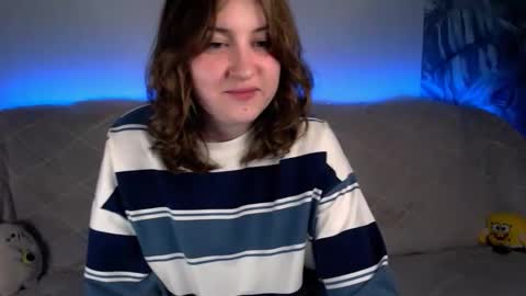 Snapshot of yummypolly chatting on 09-30-25, 07:19 YummyPolly online show from 09-30-25, 07:19