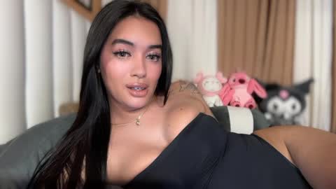 Goddes Renalyn online show from 12-14-25, 07:03