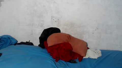 yummytittsxx online show from 02-17-25, 05:36