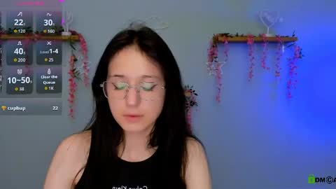 yuna_neon online show from 05-12-26, 06:27