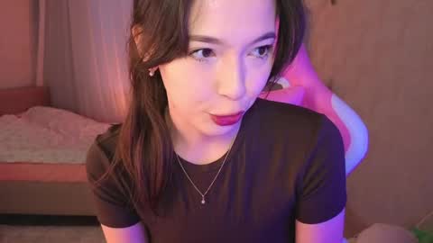 Snapshot of yuna_sunshy chatting on 04-19-26, 01:38 Yuna online show from 04-19-26, 01:38