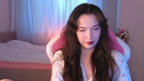 Snapshot of yuna_sunshy chatting on 05-13-26, 01:58 Yuna online show from 05-13-26, 01:58