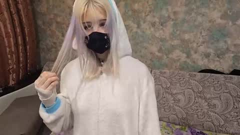 Snapshot of yunakiss chatting on 02-16-26, 07:43 Yuna online show from 02-16-26, 07:43