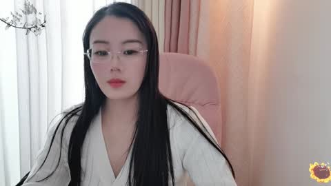 YunEr online show from 12-24-24, 06:00