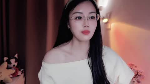 Snapshot of yuner0715 chatting on 06-26-26, 03:11 YunEr online show from 06-26-26, 03:11