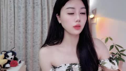 Snapshot of yuner0715 chatting on 06-26-26, 03:16 YunEr online show from 06-26-26, 03:16