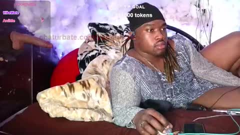 Snapshot of yungbbcbro chatting on 01-14-25, 07:06 Octavian online show from 01-14-25, 07:06