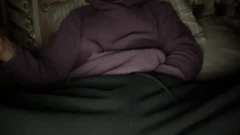 Snapshot of yungbull06 chatting on 01-19-25, 11:53 Yung Bull online show from 01-19-25, 11:53