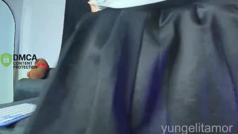 Snapshot of yungelitamor_ chatting on 12-03-25, 05:15 ELITA online show from 12-03-25, 05:15