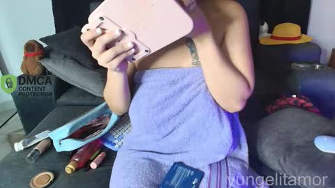 Snapshot of yungelitamor_ chatting on 12-05-25, 04:54 ELITA online show from 12-05-25, 04:54