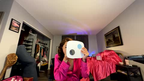 Snapshot of yungfemslut chatting on 09-25-25, 03:32 BbyTSSLut online show from 09-25-25, 03:32