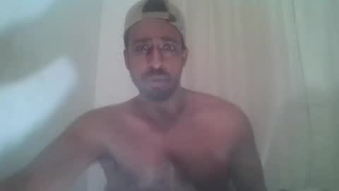 Snapshot of yungma chatting on 01-05-25, 01:56 yungswade online show from 01-05-25, 01:56