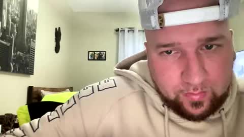 yungmugger47 online show from 12-21-25, 10:28