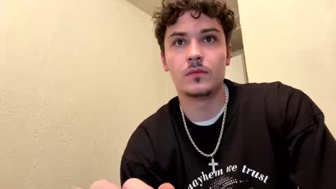 yungstudbev online show from 10-11-25, 07:40