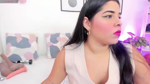 Yunna online show from 09-29-25, 11:26